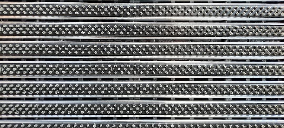 mch-street-drains-schuhabstreifer-alu-b-rste-grau-58x37 image 1