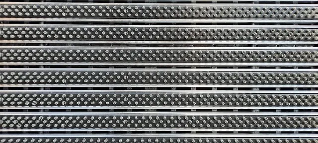 mch-street-drains-schuhabstreifer-alu-b-rste-grau-58x37 image 1